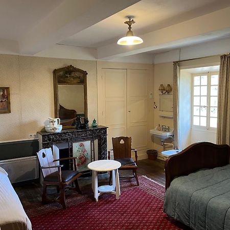Saint-Laurent-du-Pape Domaine De L'Amiral Bed & Breakfast エクステリア 写真