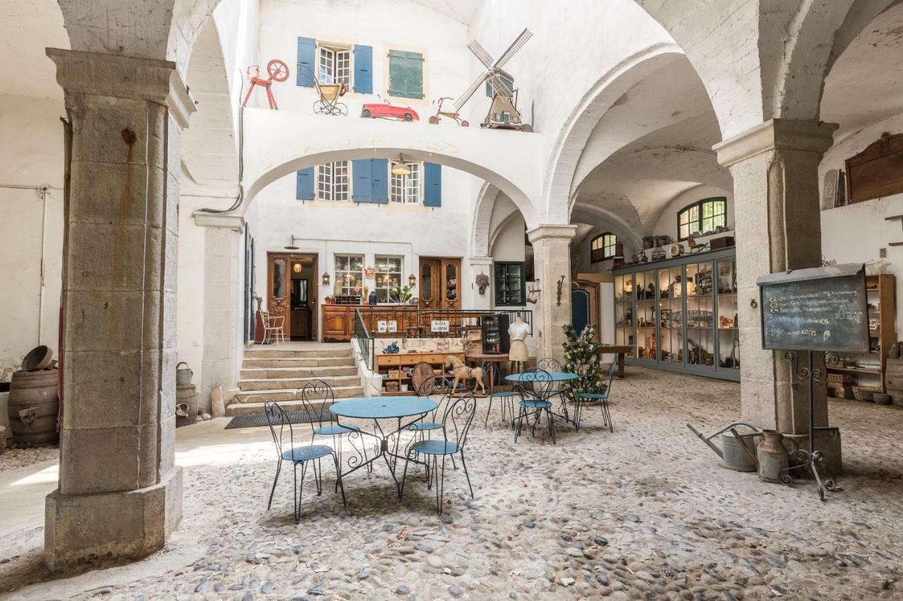 Saint-Laurent-du-Pape Domaine De L'Amiral Bed & Breakfast エクステリア 写真